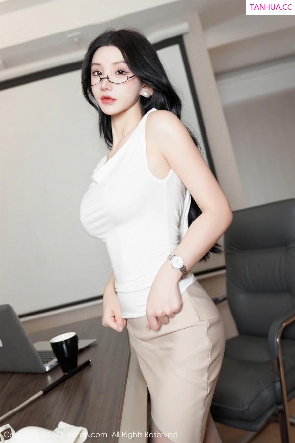 周于希dummy  [XiuRen]高清写真图 2023.11.17 No.7682 周于希Sally 美臀丝袜第45张图片